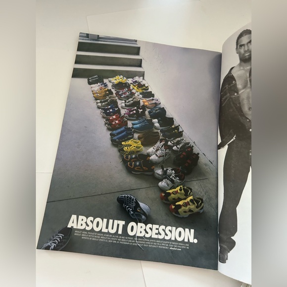 AALIYAH Honey Magazine NOVEMBER 2001 Tribute Issue RARE! R&B Hip Hop POP Rap - Picture 5 of 6